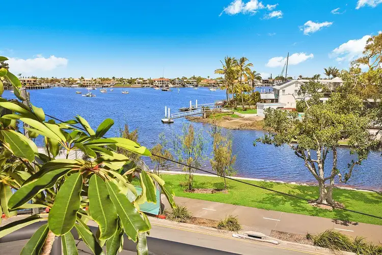 Fifth view of Homely unit listing, 2/7 Bindaree Crescent, Mooloolaba QLD 4557