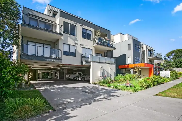 Second view of Homely apartment listing, Level 1 5/8 Ebdale Street, Frankston VIC 3199