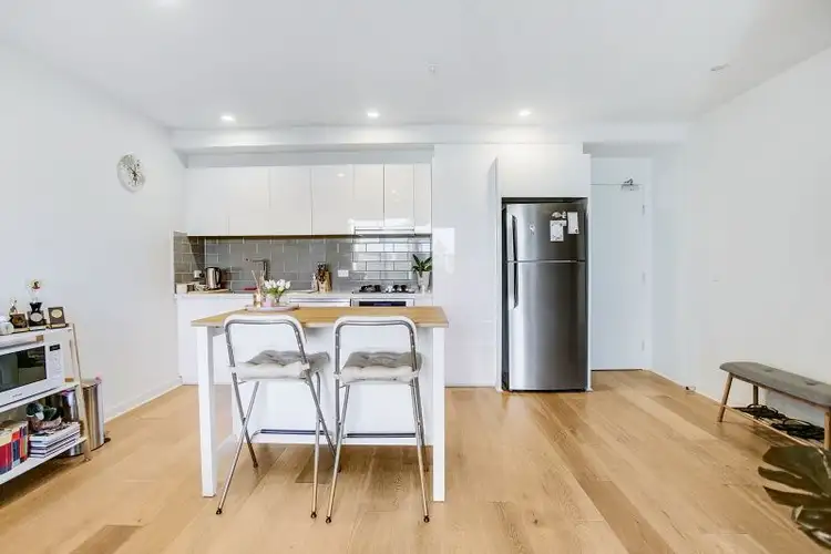 Fifth view of Homely apartment listing, Level 1 5/8 Ebdale Street, Frankston VIC 3199
