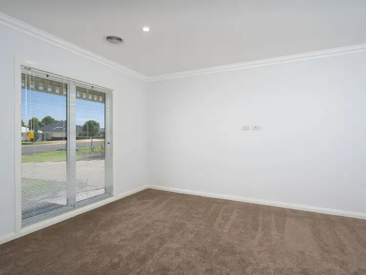 Sixth view of Homely house listing, 37 Bradman Drive, Boorooma NSW 2650