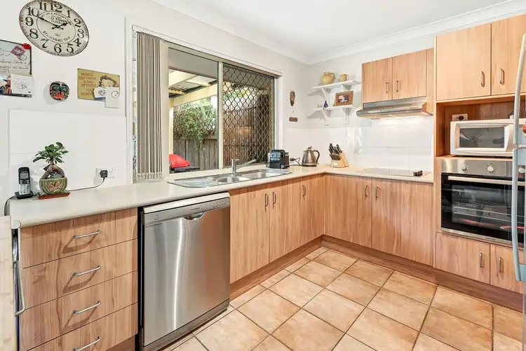 Fifth view of Homely semi-detached listing, 2/6 Dauphin Crescent, Merrimac QLD 4226