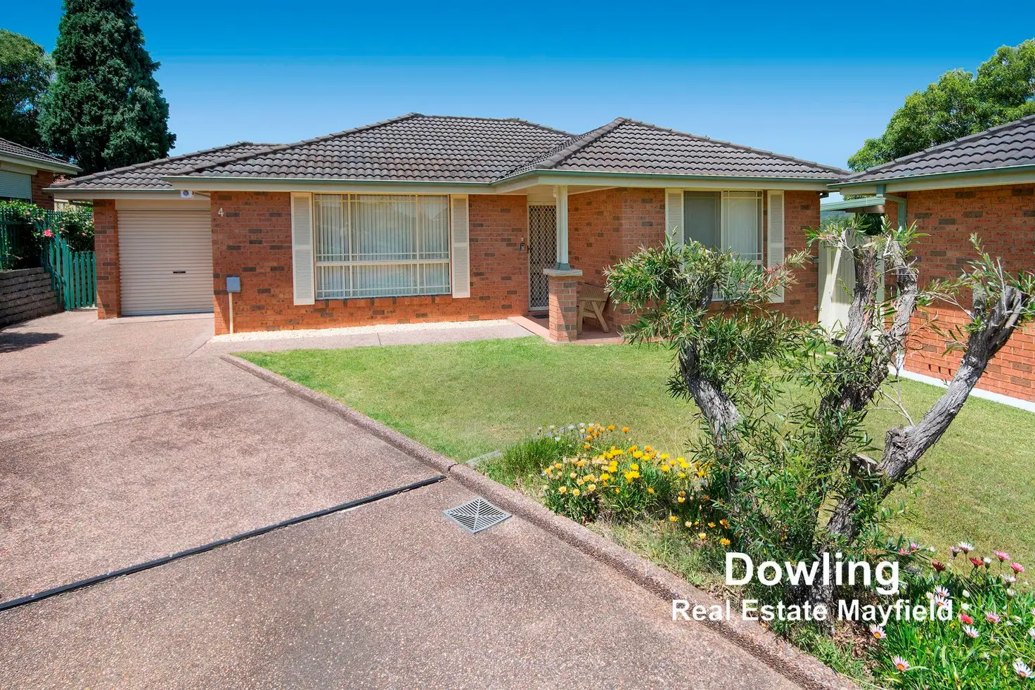 Main view of Homely villa listing, 4/4 Loderi Place, Warabrook NSW 2304