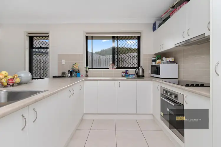 26 SKYLINE CIRCUIT, Bahrs Scrub QLD 4207