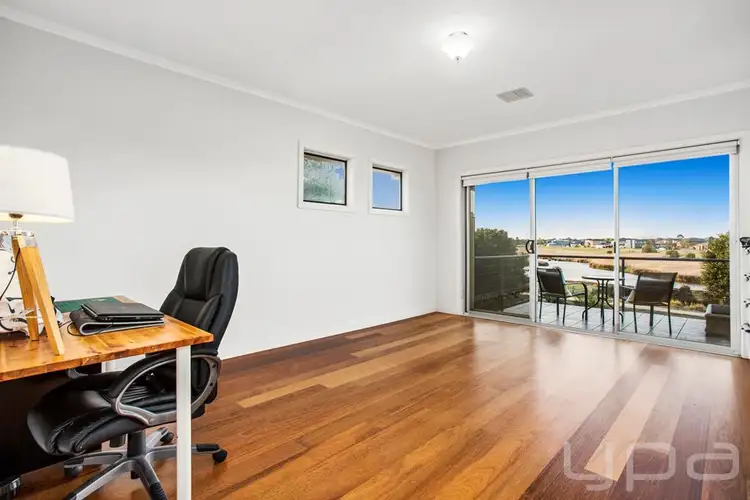 Fifth view of Homely house listing, 8 Viewbank Court, Sanctuary Lakes VIC 3030