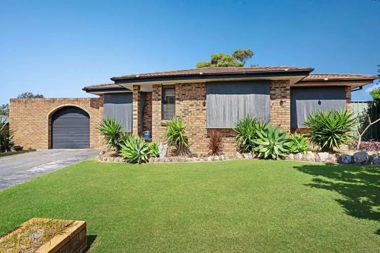 2 Rimik Close, Tenambit NSW 2323