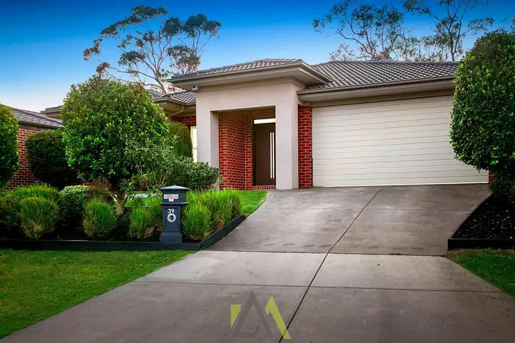 Main view of Homely house listing, 39 Kuranda Street, Langwarrin VIC 3910