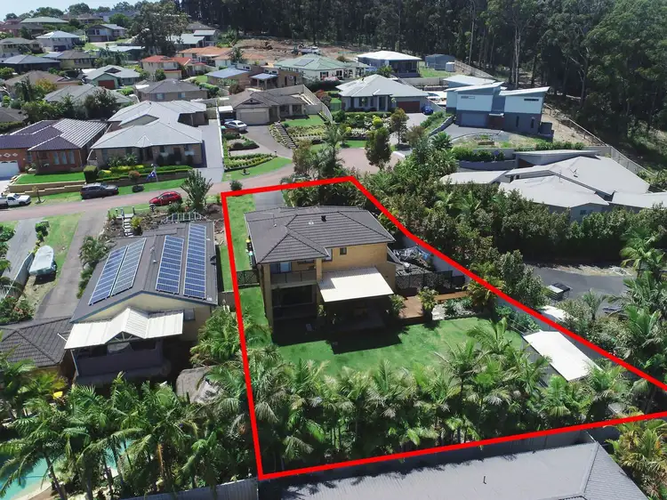 10 Caryota Place, Forster NSW 2428