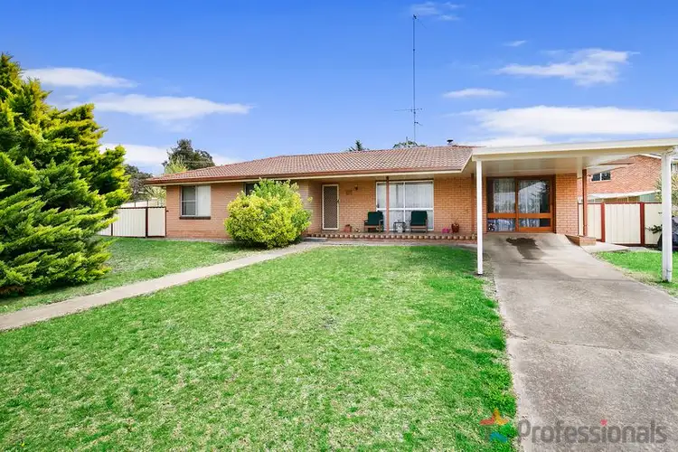 Main view of Homely house listing, 1 Howard Place, Armidale NSW 2350