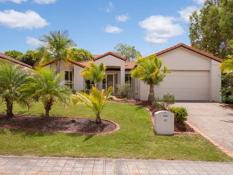 19 Langport Parade, Mudgeeraba QLD 4213