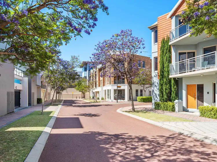 8/1 Cashel Lane, Subiaco WA 6008
