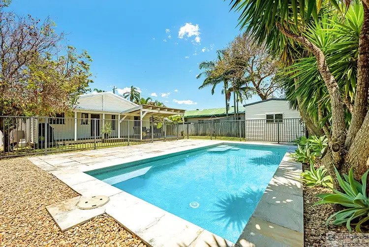 61 Kindra Ave, Southport QLD 4215