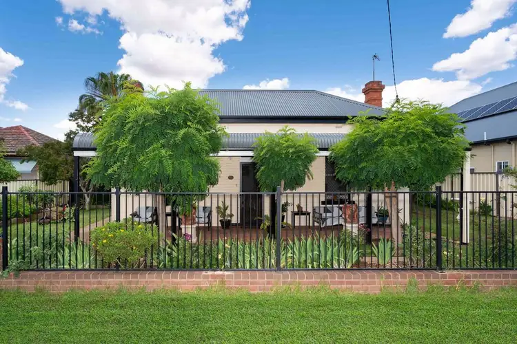 39 Murray Street, Wagga Wagga NSW 2650