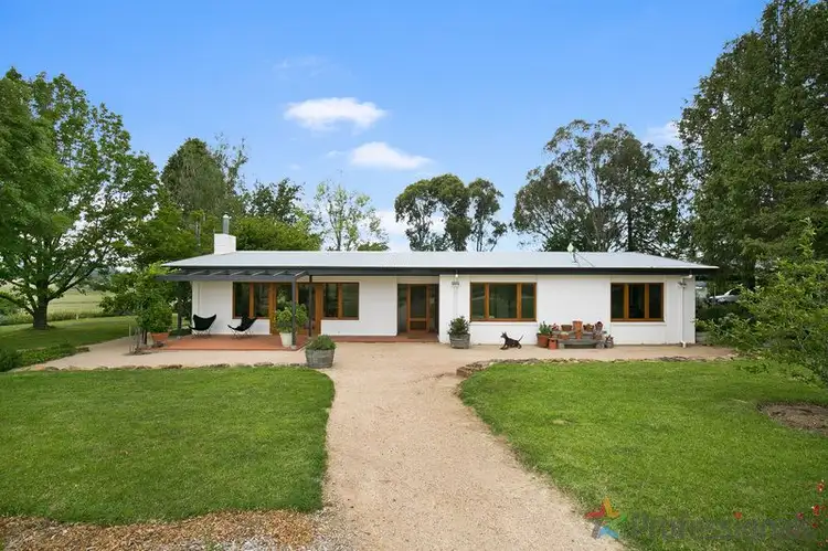 253 Burns Road, Armidale NSW 2350