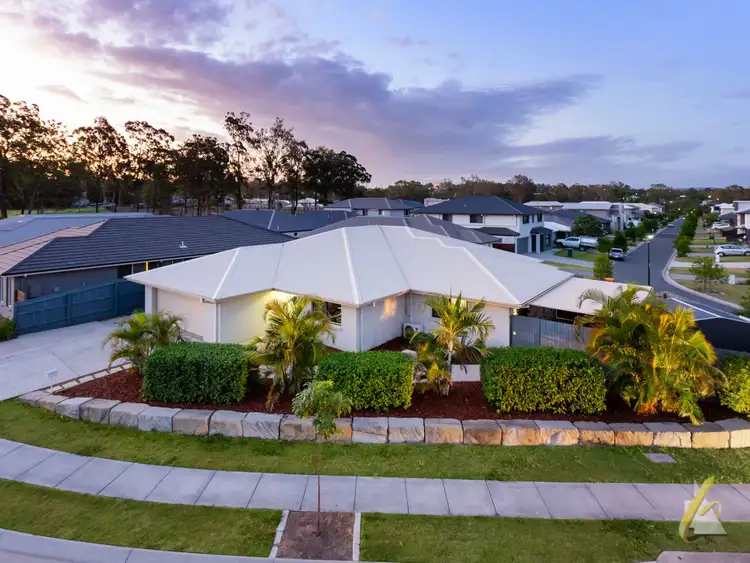 69 Finnegan Cct, Oxley QLD 4075