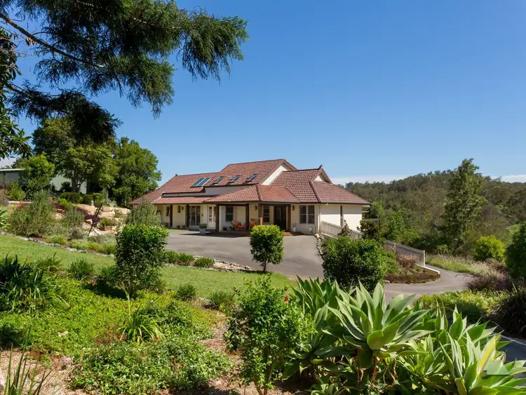 588 Grandview Road, Pullenvale QLD 4069