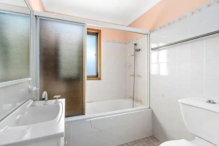 Sixth view of Homely house listing, 69 Fairview avenue, Engadine NSW 2233