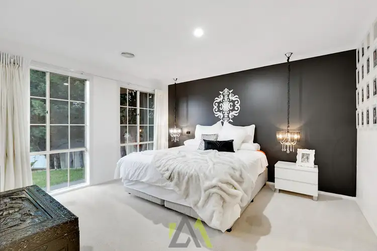Fourth view of Homely house listing, 33 Julie Court, Langwarrin VIC 3910