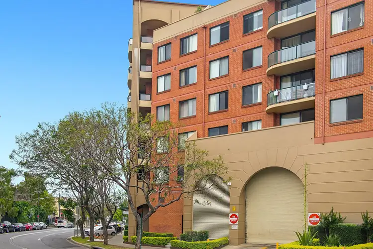 8303/177-219 Mitchell Road, Erskineville NSW 2043
