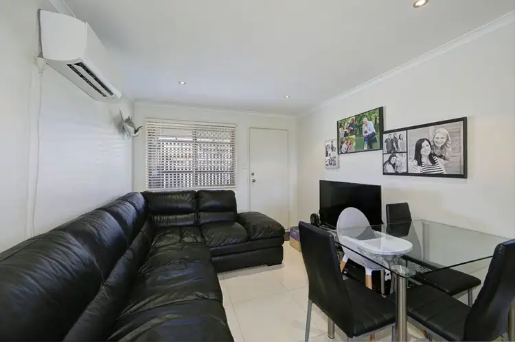 Fifth view of Homely unit listing, 2/49 Greathead Road, Kepnock QLD 4670