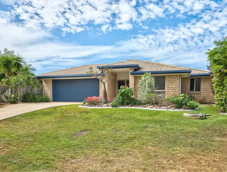 6 Whipbird Court, Urangan QLD 4655