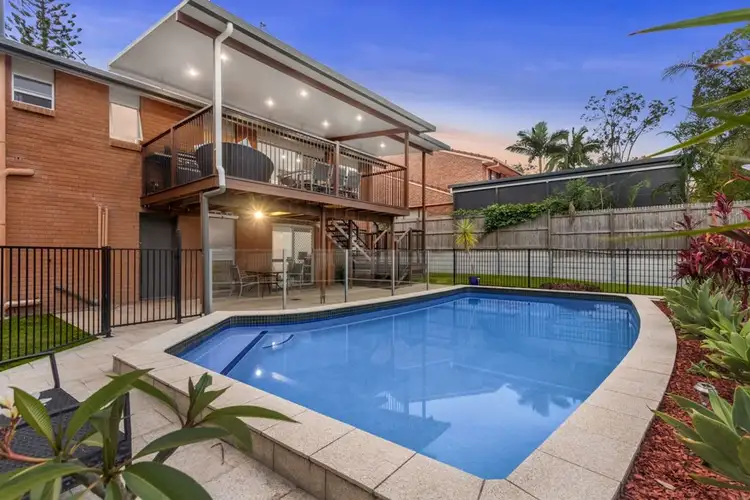 3 Aneto Street, Riverhills QLD 4074