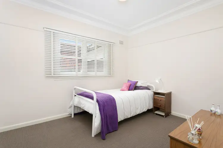 21 Oliver Street, Heathcote NSW 2233