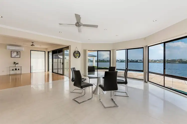 25 Annies Court, Benowa Waters QLD 4217