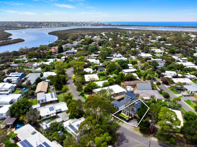 32b Wattlebird Crescent, Barwon Heads VIC 3227