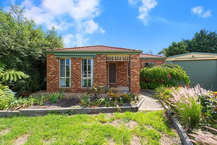 15 Landon Pl, Carrum Downs VIC 3201