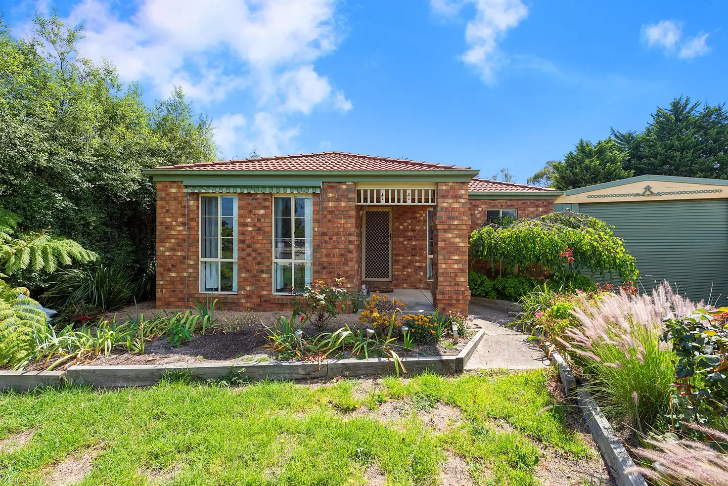 Main view of Homely house listing, 15 Landon Pl, Carrum Downs VIC 3201