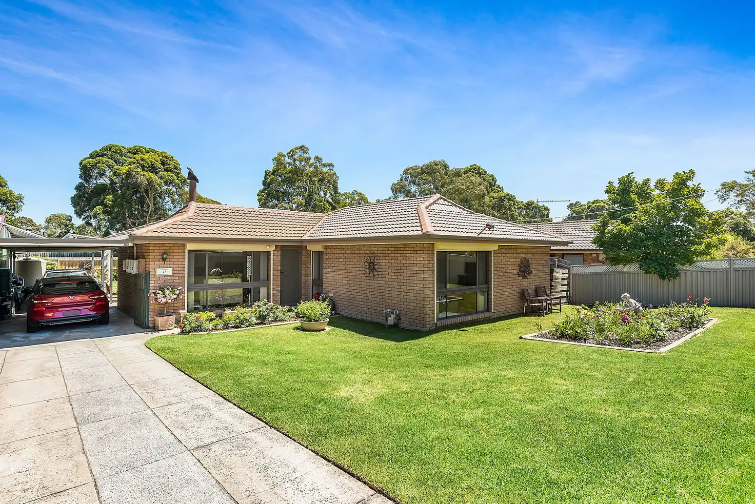Main view of Homely house listing, 17 Sunbird Cres, Carrum Downs VIC 3201