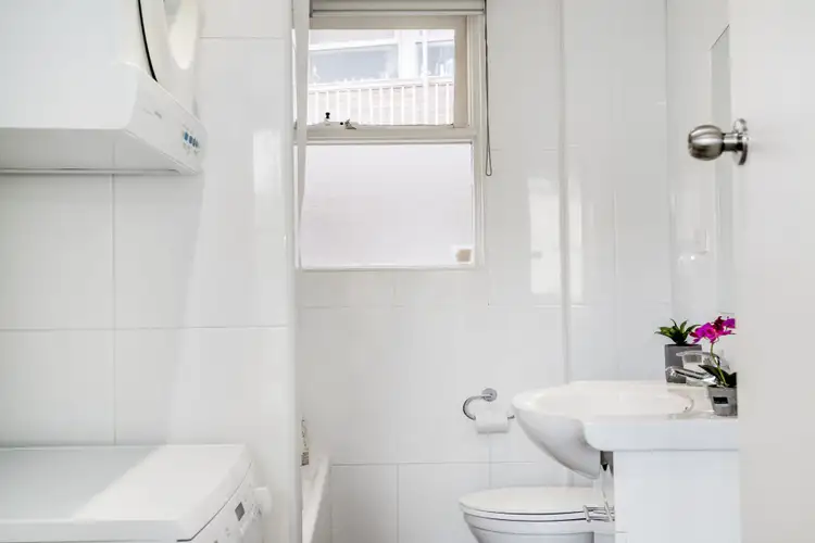 Third view of Homely apartment listing, 7/2 Clifford Street, Mosman NSW 2088
