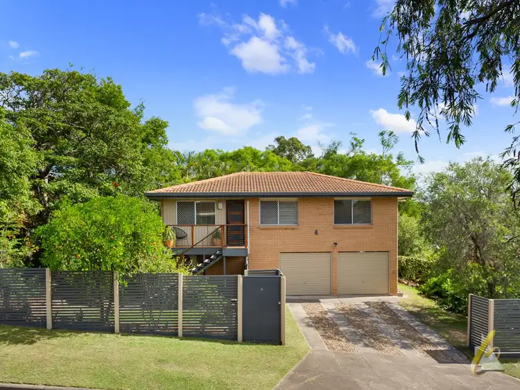 4 Emblem Street, Jamboree Heights QLD 4074