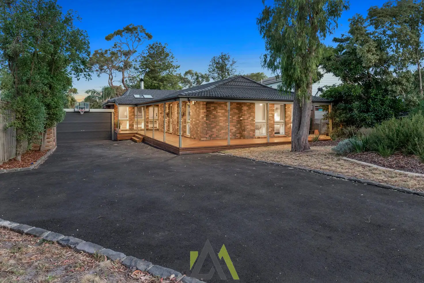 Main view of Homely house listing, 8 Oak Grove, Langwarrin VIC 3910