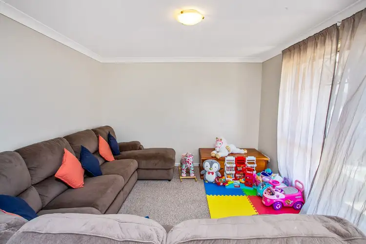 Second view of Homely house listing, 6 Lyrebird close, Doolandella QLD 4077