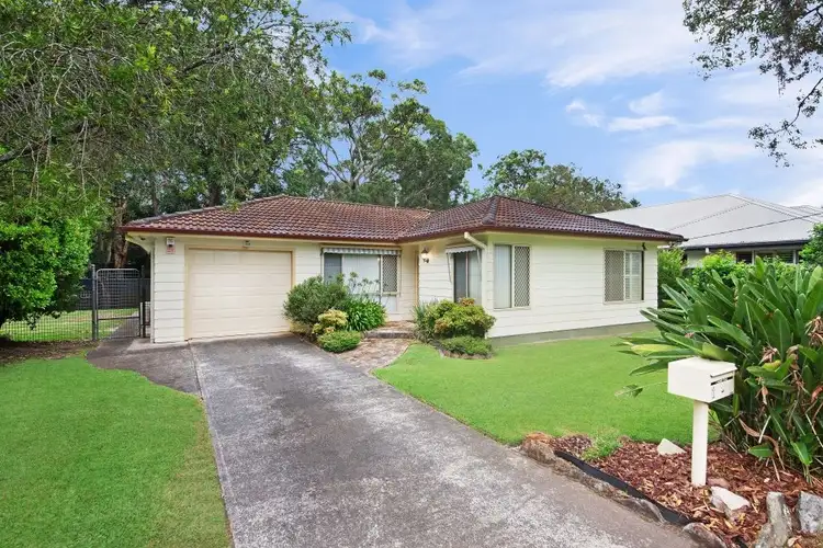1 Albany Road, Umina Beach NSW 2257