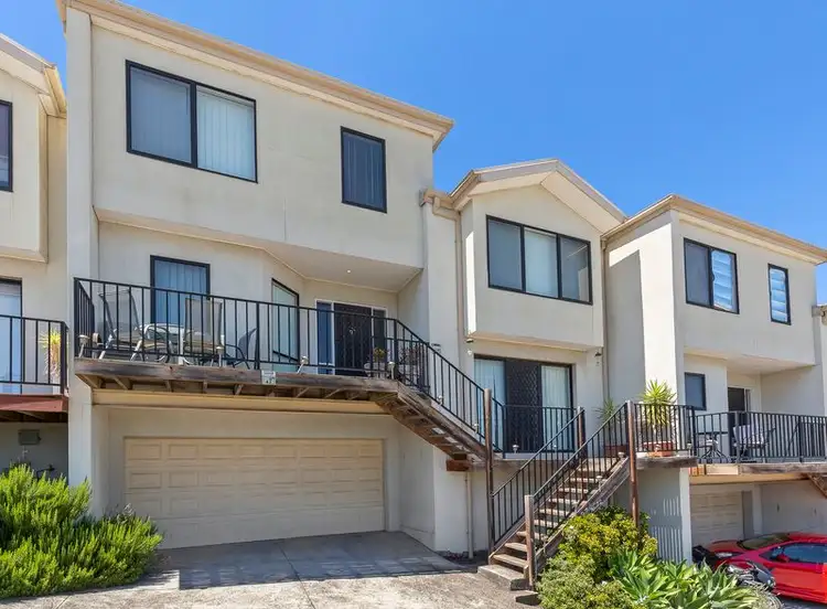 27/70-72 Coghlan Street, Niddrie VIC 3042