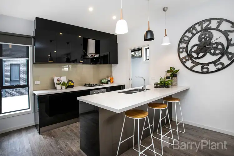 2/78 Darnley Street, Braybrook VIC 3019