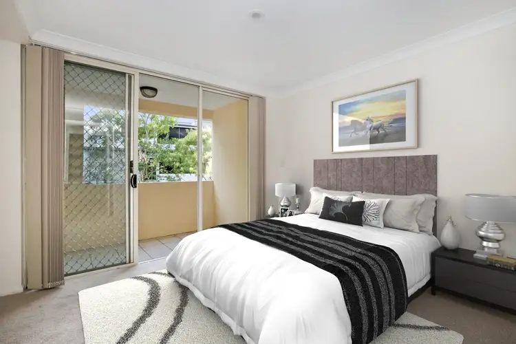 Fourth view of Homely unit listing, 4/66 Sisley Street, St Lucia QLD 4067