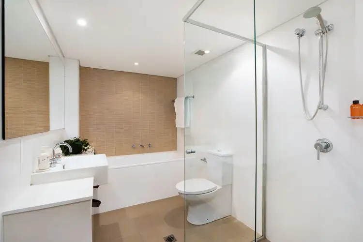 Fifth view of Homely apartment listing, 12/81 Gerard Lane, Cremorne NSW 2090