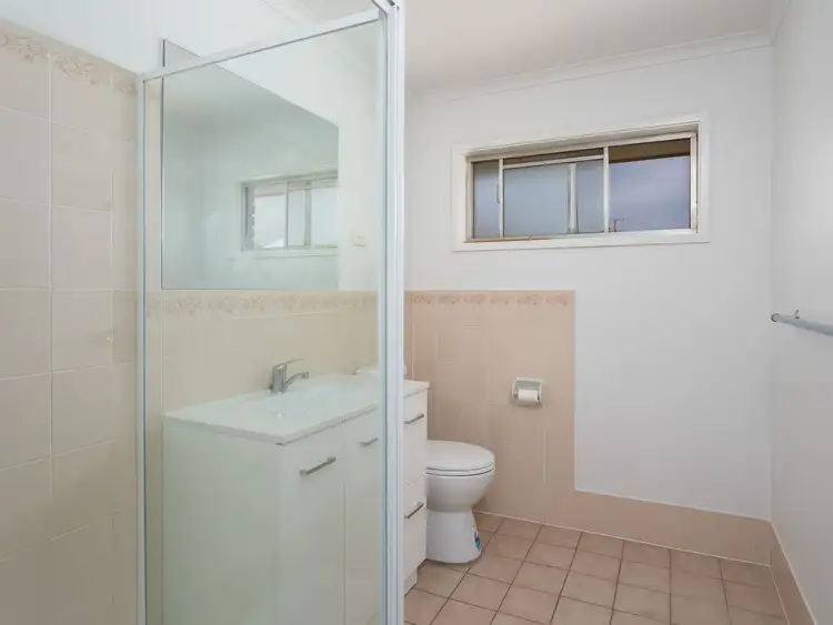 Fifth view of Homely block of units listing, 1-5/84 Travers Street, Wagga Wagga NSW 2650