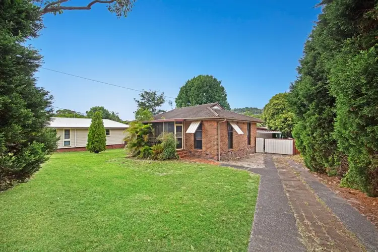 7 Lismore Avenue, Woy Woy NSW 2256