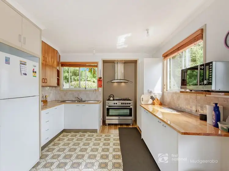 8-10 Lloyds Road, Springbrook QLD 4213