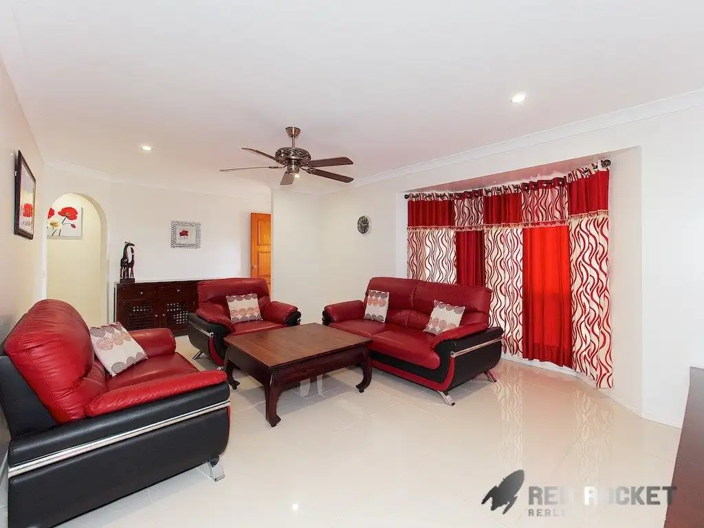 Main view of Homely house listing, 8 callinar ct, Meadowbrook QLD 4131