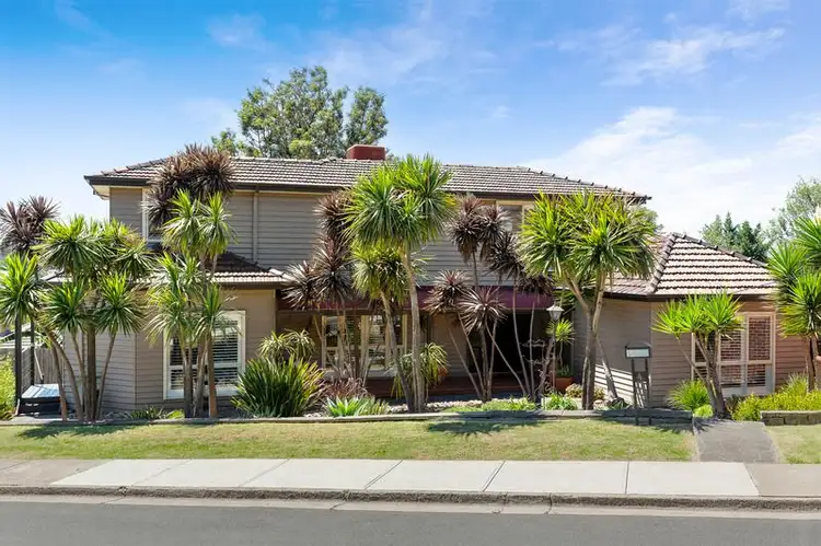 4 Amar Street, Strathmore VIC 3041