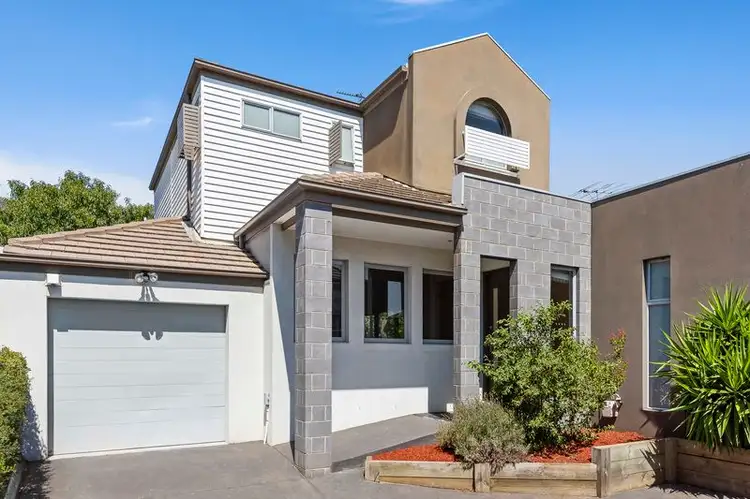 3/5 Bloomfield Avenue, Maribyrnong VIC 3032