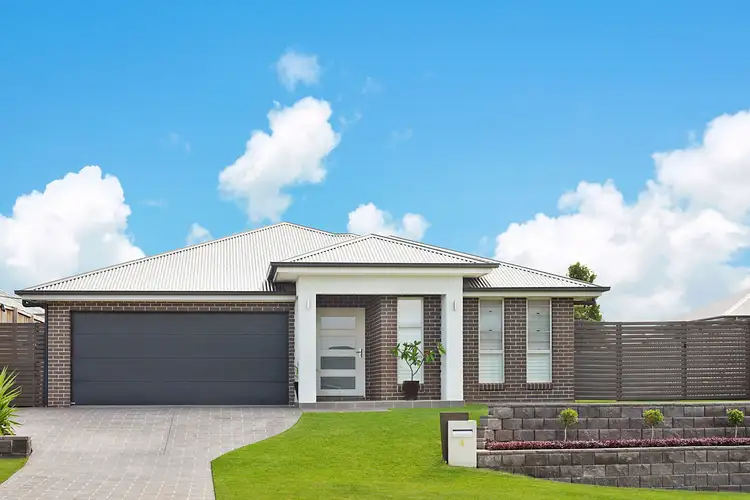 Main view of Homely house listing, 4 Pondhawk Street, Chisholm NSW 2322