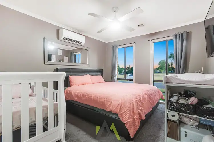 Sixth view of Homely house listing, 24 Jacaranda Drive, Carrum Downs VIC 3201