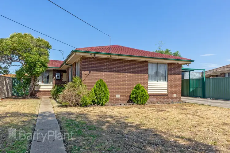 35 McCoubrie Avenue, Sunshine West VIC 3020