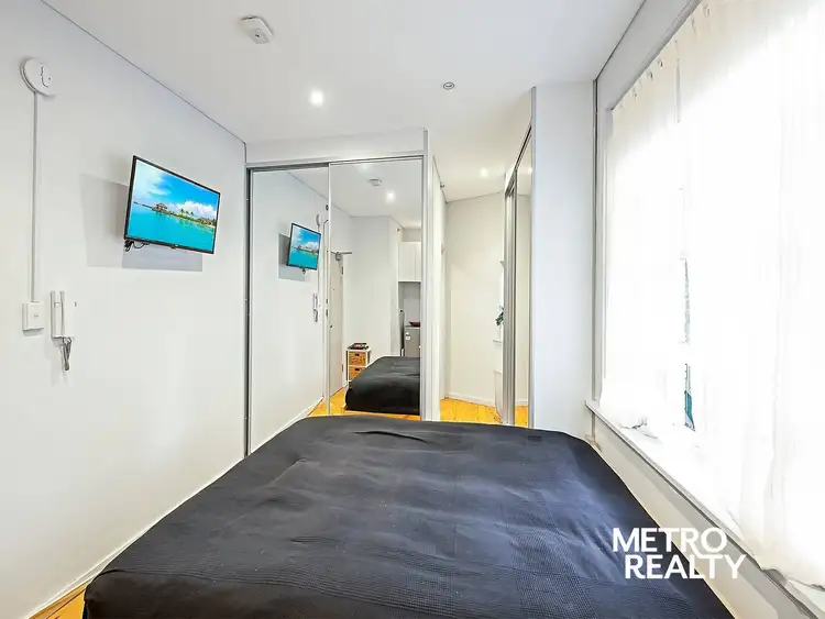 Third view of Homely apartment listing, 6/37 Roslyn Street, Elizabeth Bay NSW 2011